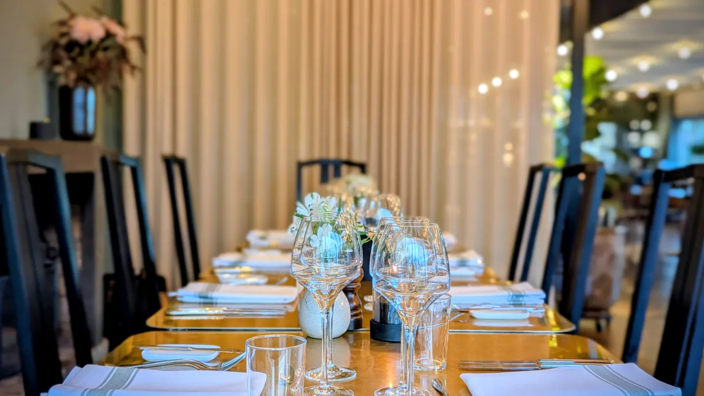 Middagsdukning på Verandan Hotell Kristina